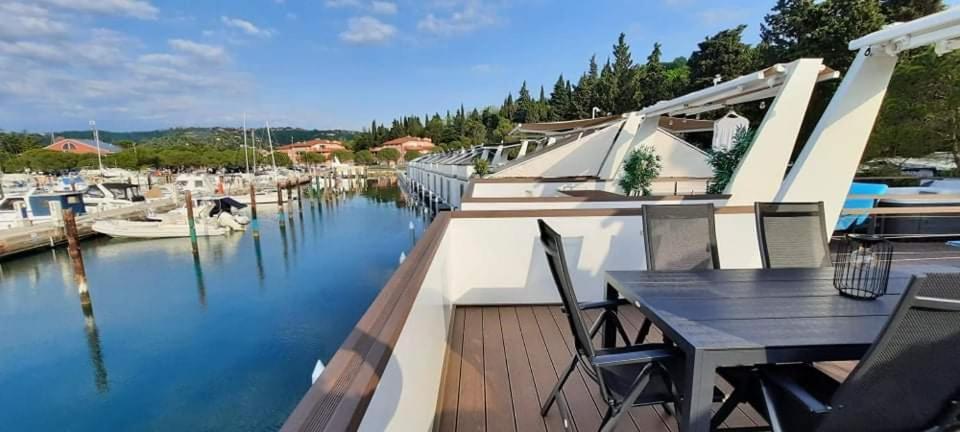 Floating Sea House - Vital Lux Порторож Экстерьер фото