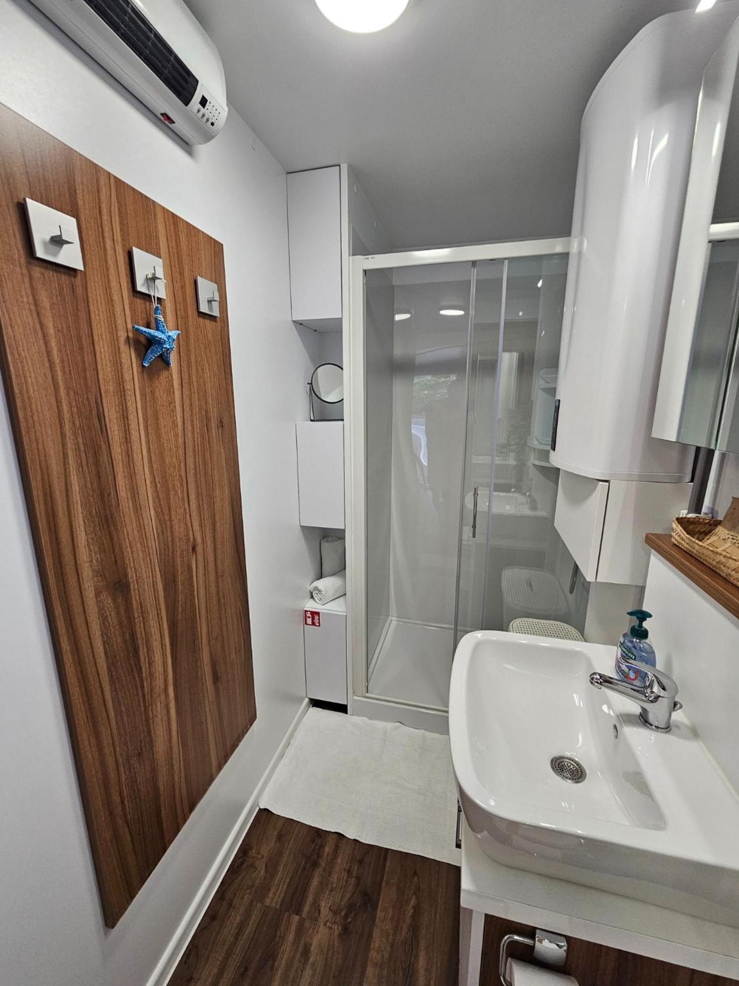 Floating Sea House - Vital Lux Порторож Экстерьер фото