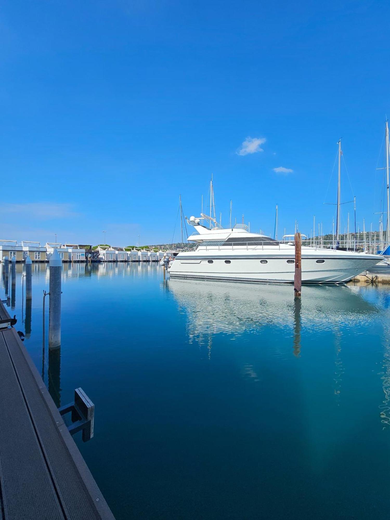 Floating Sea House - Vital Lux Порторож Экстерьер фото